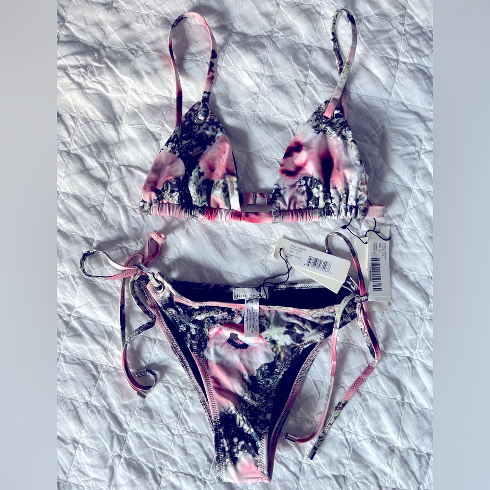 Fleur du Mal floral grommet bikini